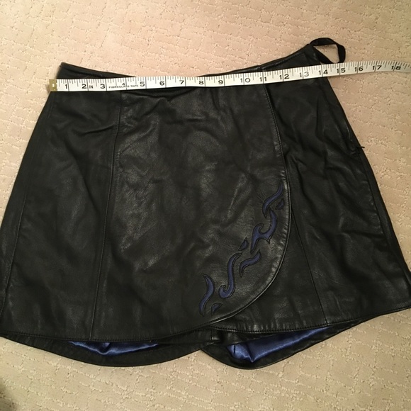 HD blue flames leather halter top and skort - Picture 3 of 15